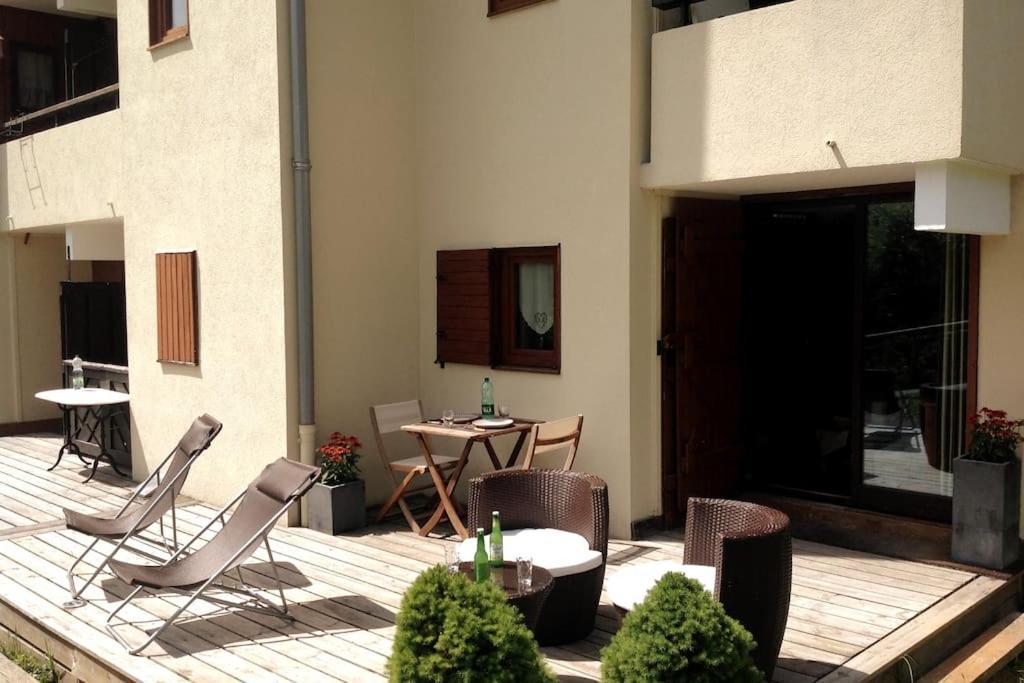 Appartement La Clusaz Avec Terrasse Sur Les Pistes De Ski Manigod Eksteriør bilde