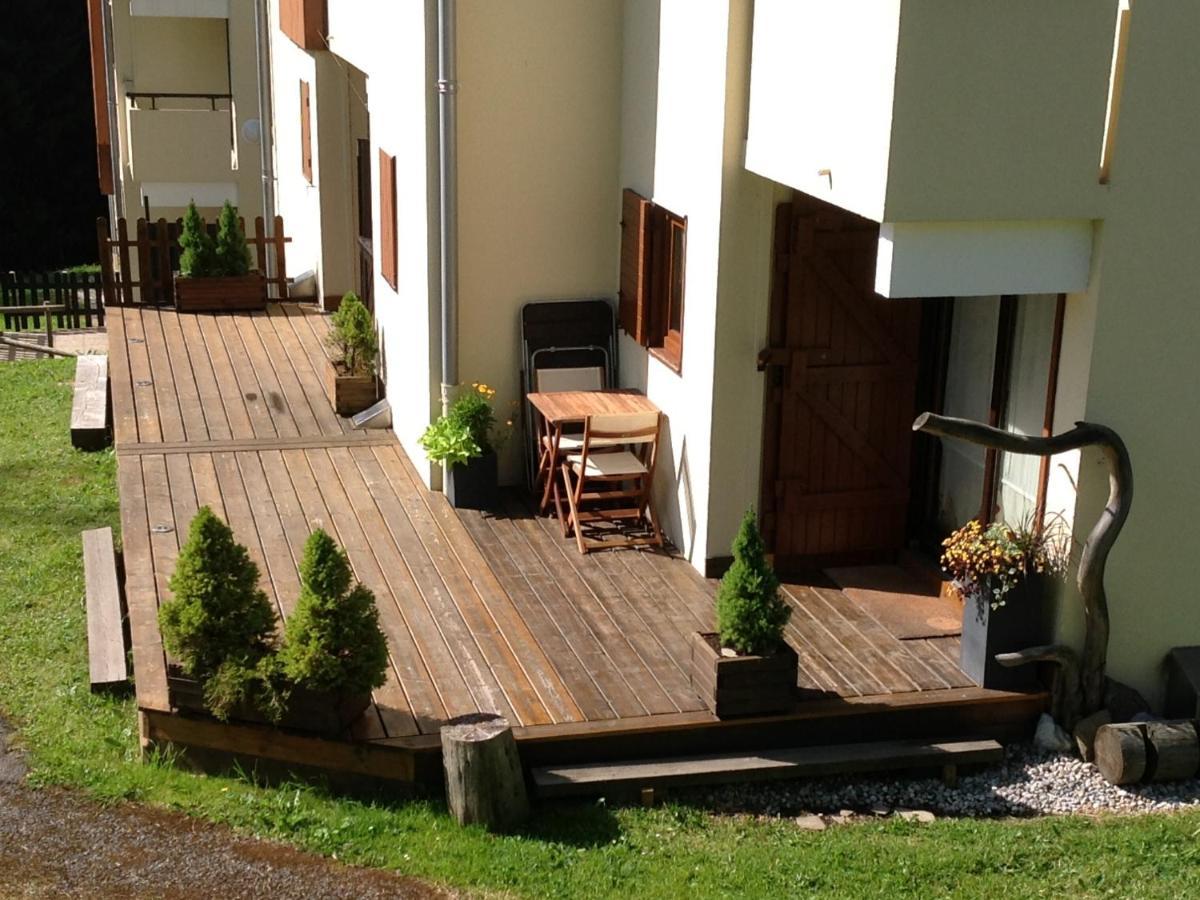 Appartement La Clusaz Avec Terrasse Sur Les Pistes De Ski Manigod Eksteriør bilde